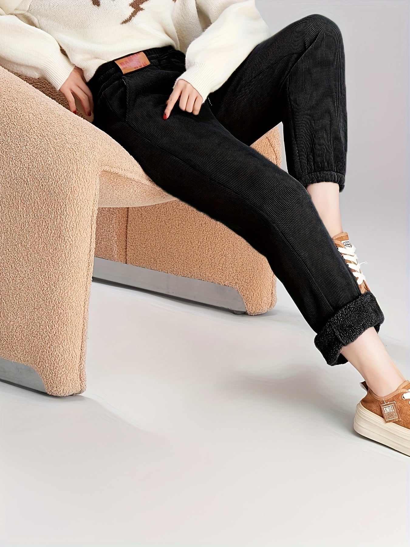 Catriona™ | Fleece-Lined Corduroy Relaxed Jogger Pants