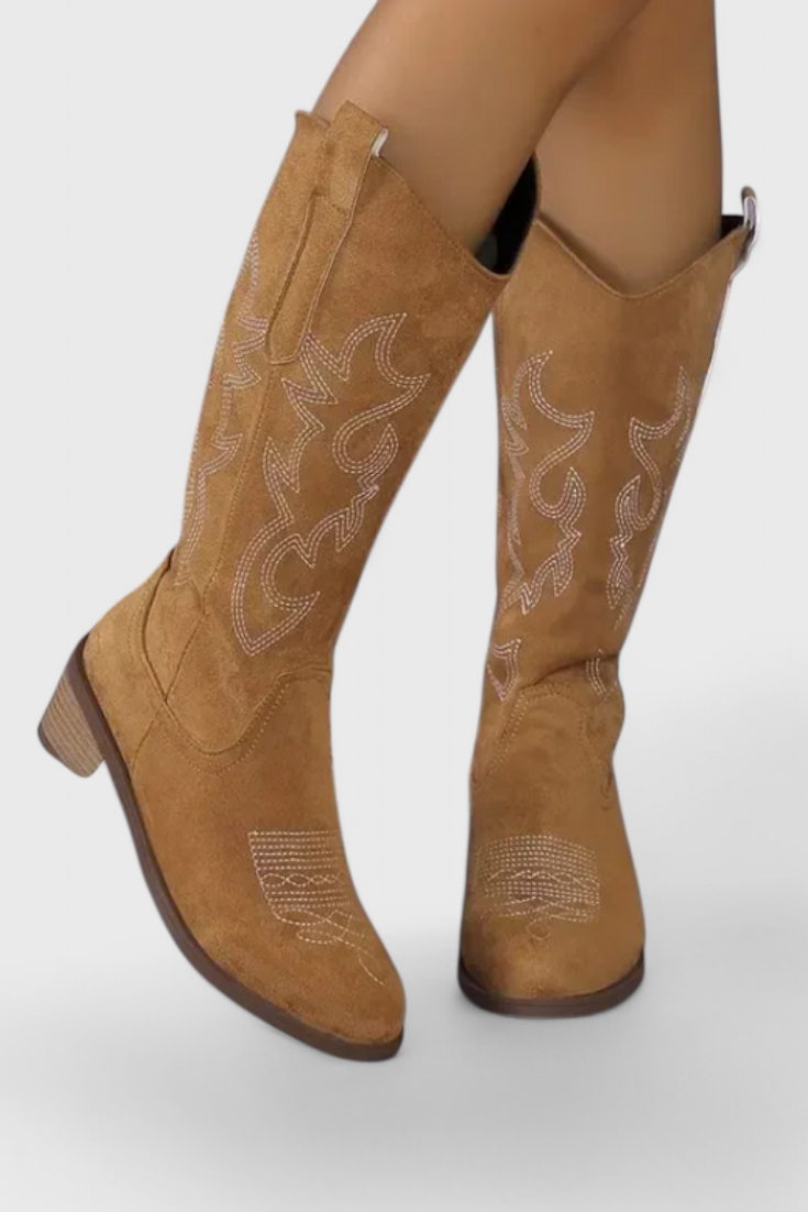Skye™ | Rustic Elegance and Comfort