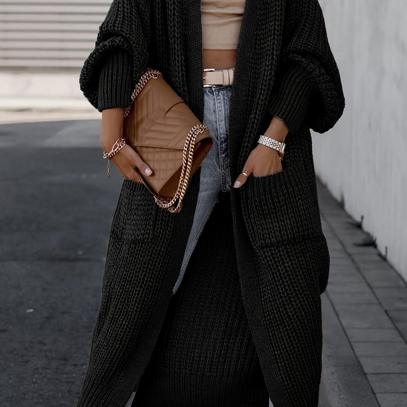 Suri™ | Elegant Deep V-Neck Cardigan - Comfort and Elegance