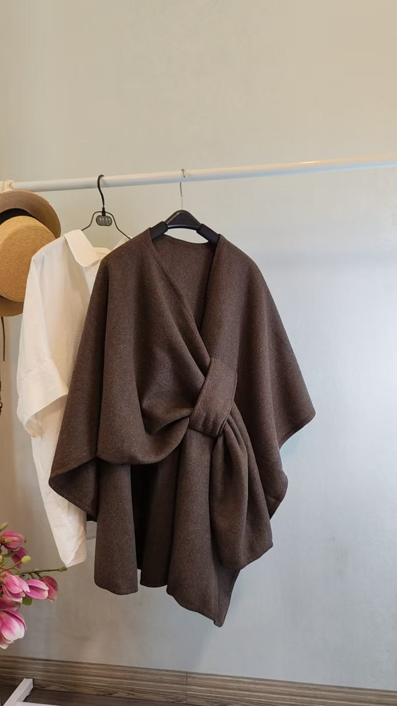 Maritza™ | Cozy Knitted Shawl with Fur Collar