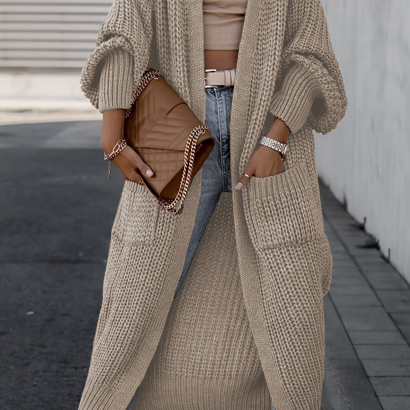 Suri™ | Elegant Deep V-Neck Cardigan - Comfort and Elegance