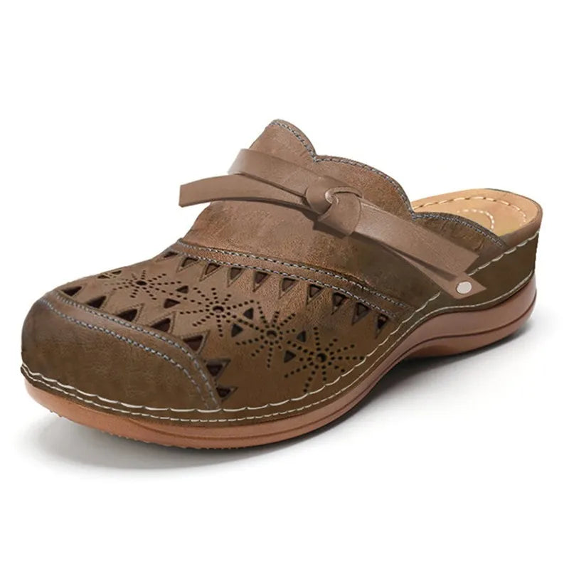 Laya™ | Comfortable and Elegant Clogs