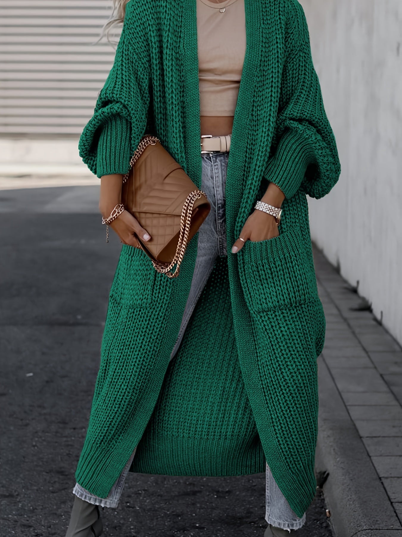 Suri™ | Elegant Deep V-Neck Cardigan - Comfort and Elegance