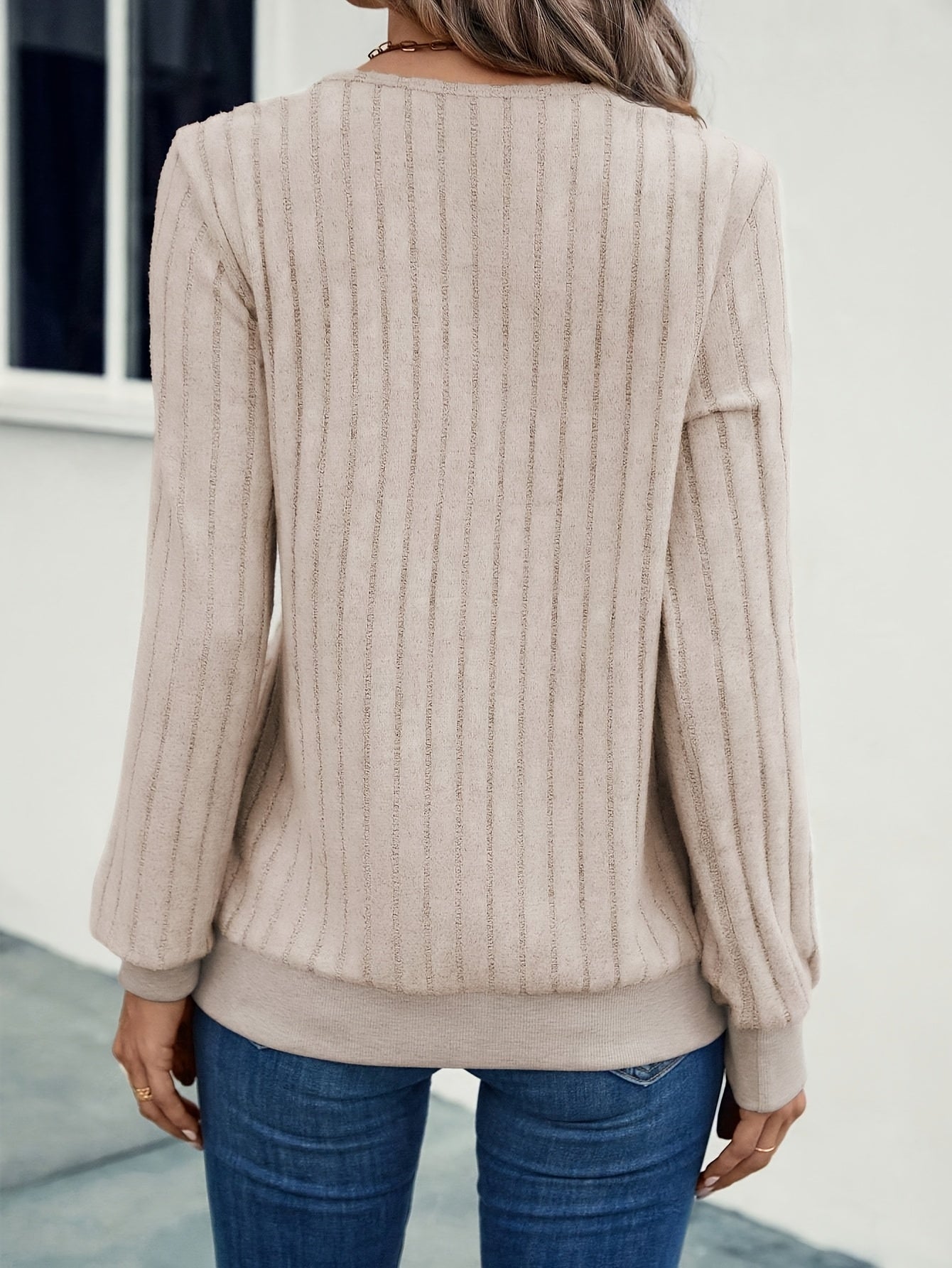 Stella™ | Ribbed Long-Sleeve V-Neck Sweater