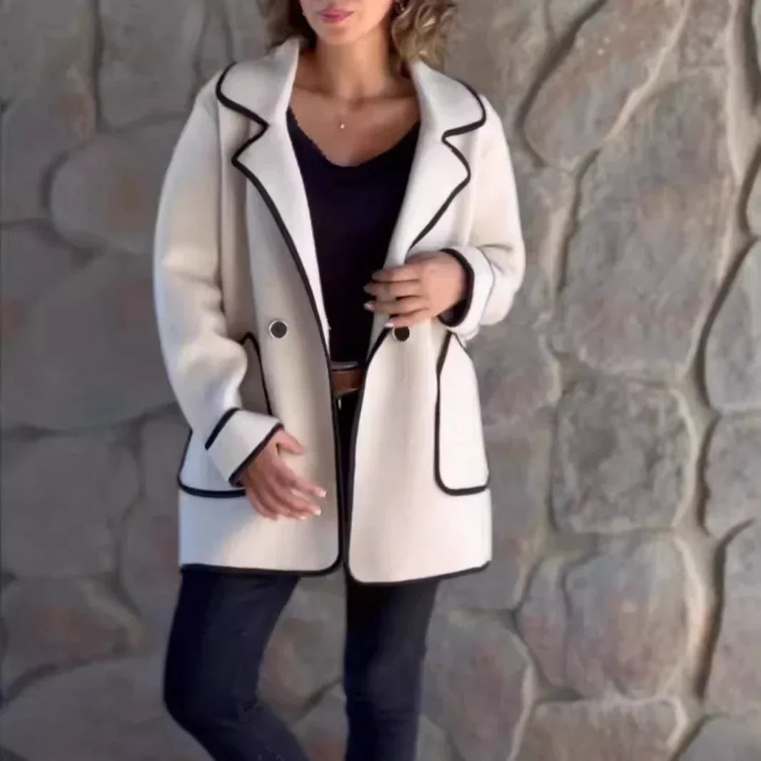 Bambi™ | Elegant Contrast Wool Coat