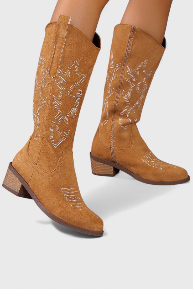 Skye™ | Rustic Elegance and Comfort
