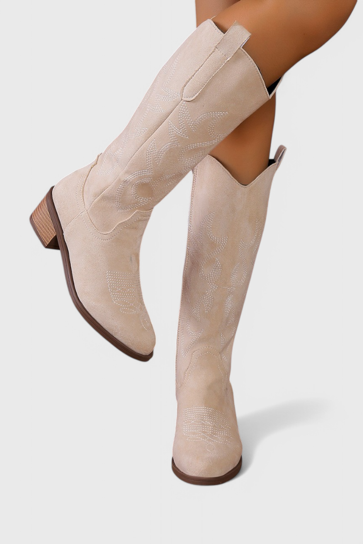 Skye™ | Rustic Elegance and Comfort