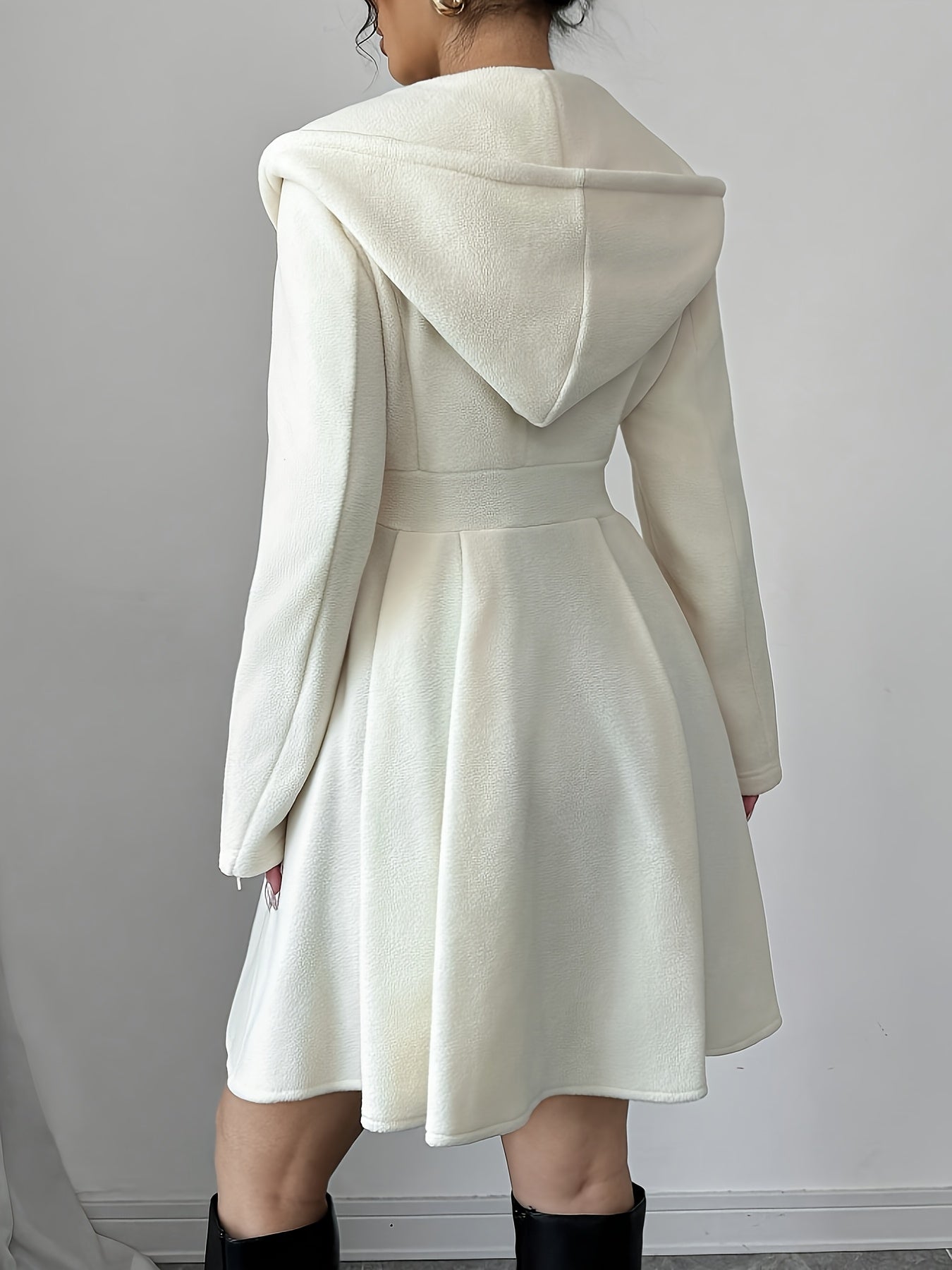 Vianne™ | Wide-Lapel Double-Breasted Fit-and-Flare Coat