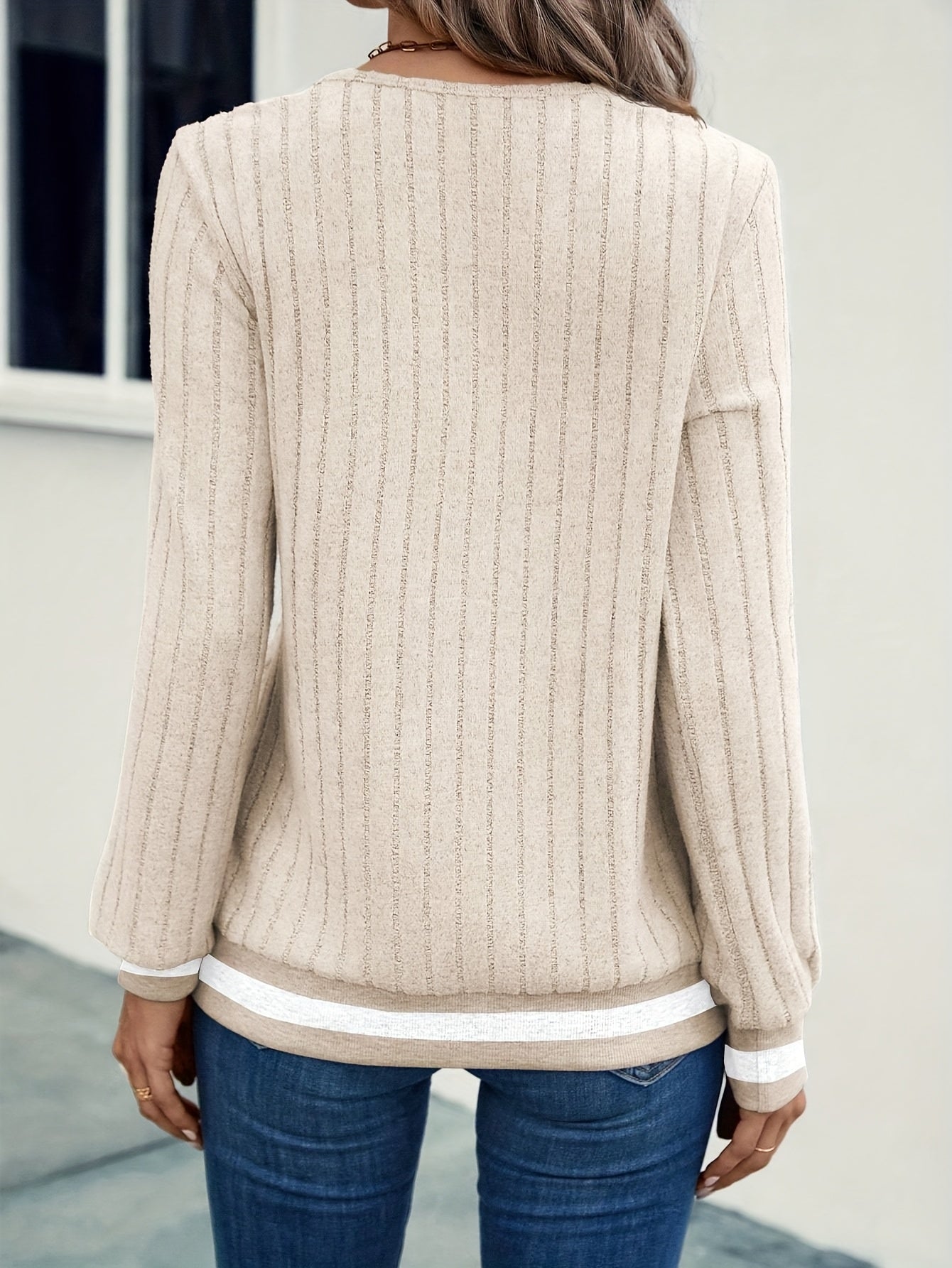 Yara™ | Ribbed Knit Contrast-Trim V-Neck Sweater