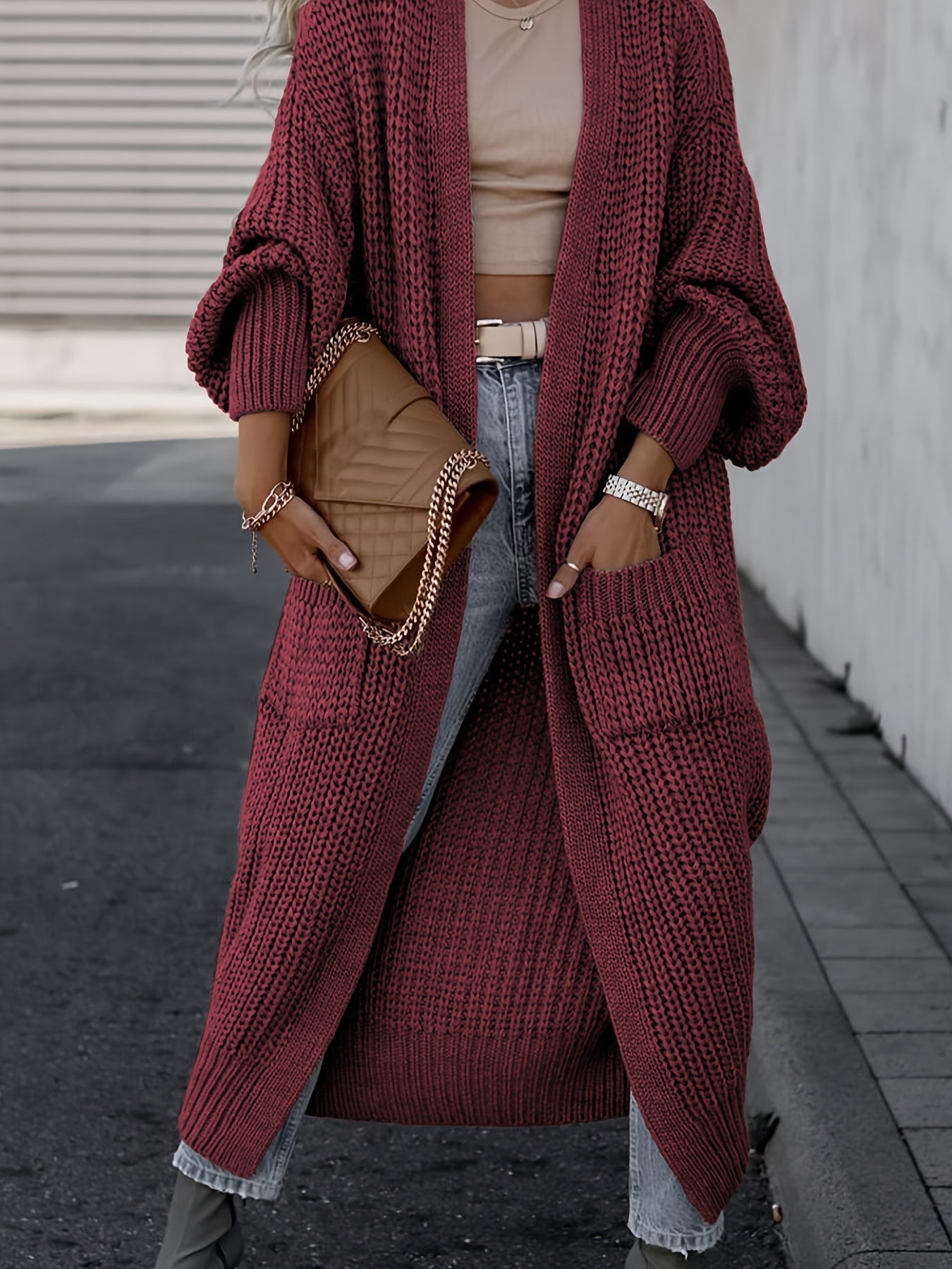 Suri™ | Elegant Deep V-Neck Cardigan - Comfort and Elegance