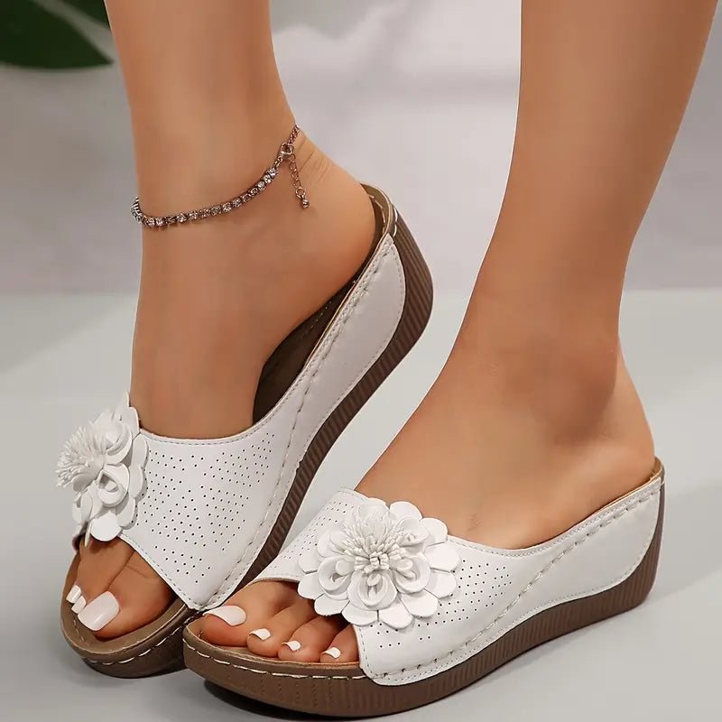 Audra™ | Elegant Slip-On Sandals